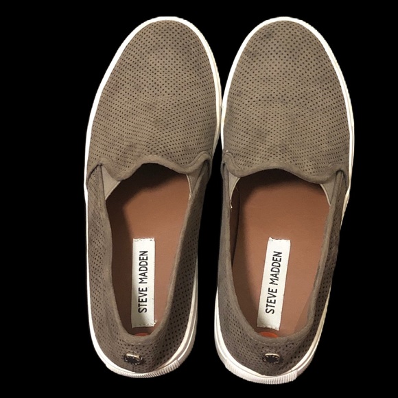 Steve Madden Other - Steve Madden Slip-on Loafers, Sz 9.5